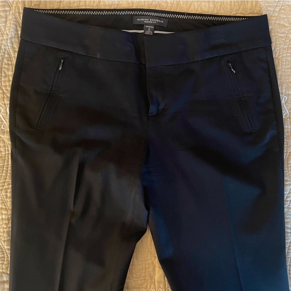 Black stretchy trousers